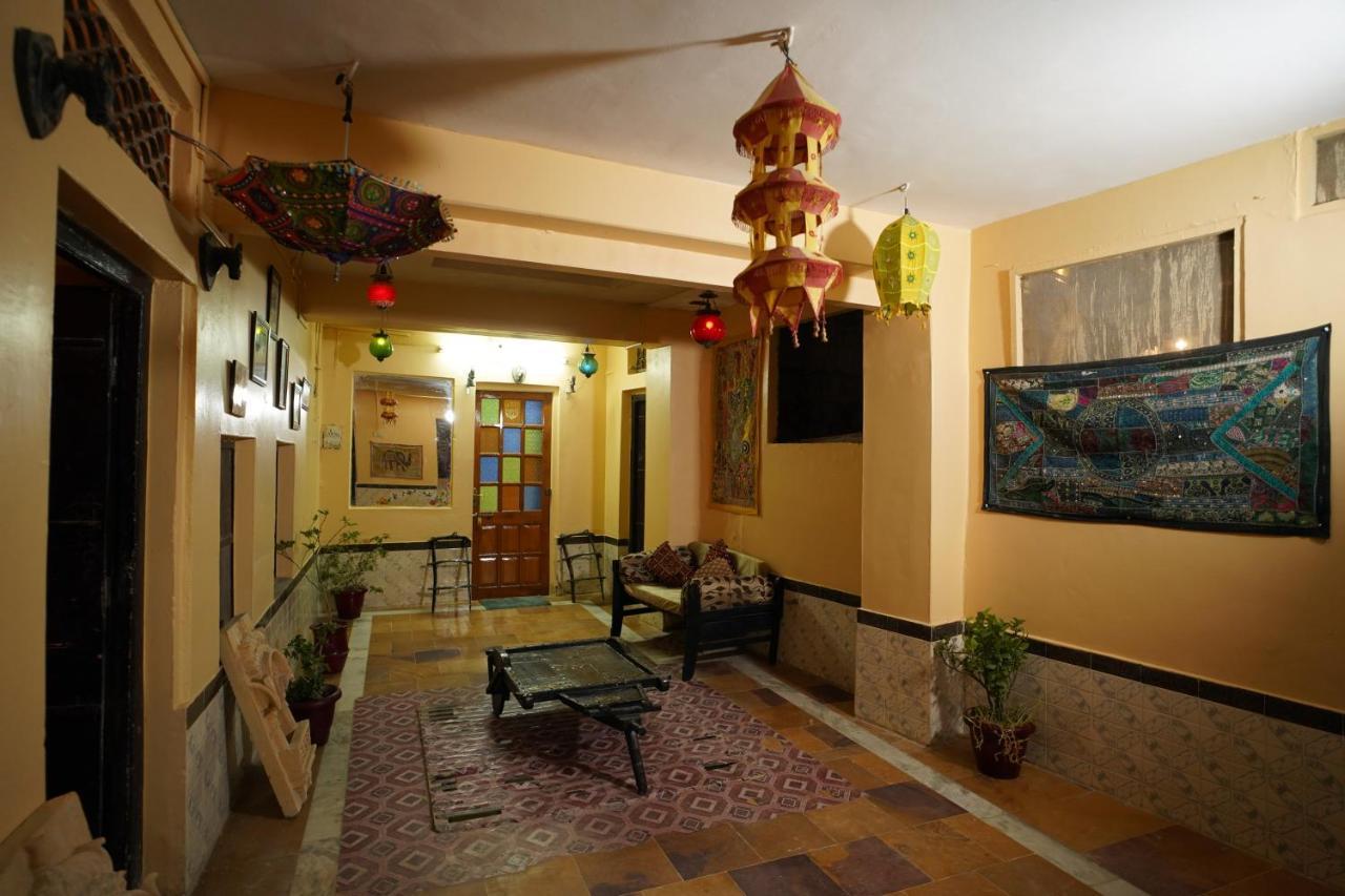 Hotel The Surya 斋沙默尔 外观 照片